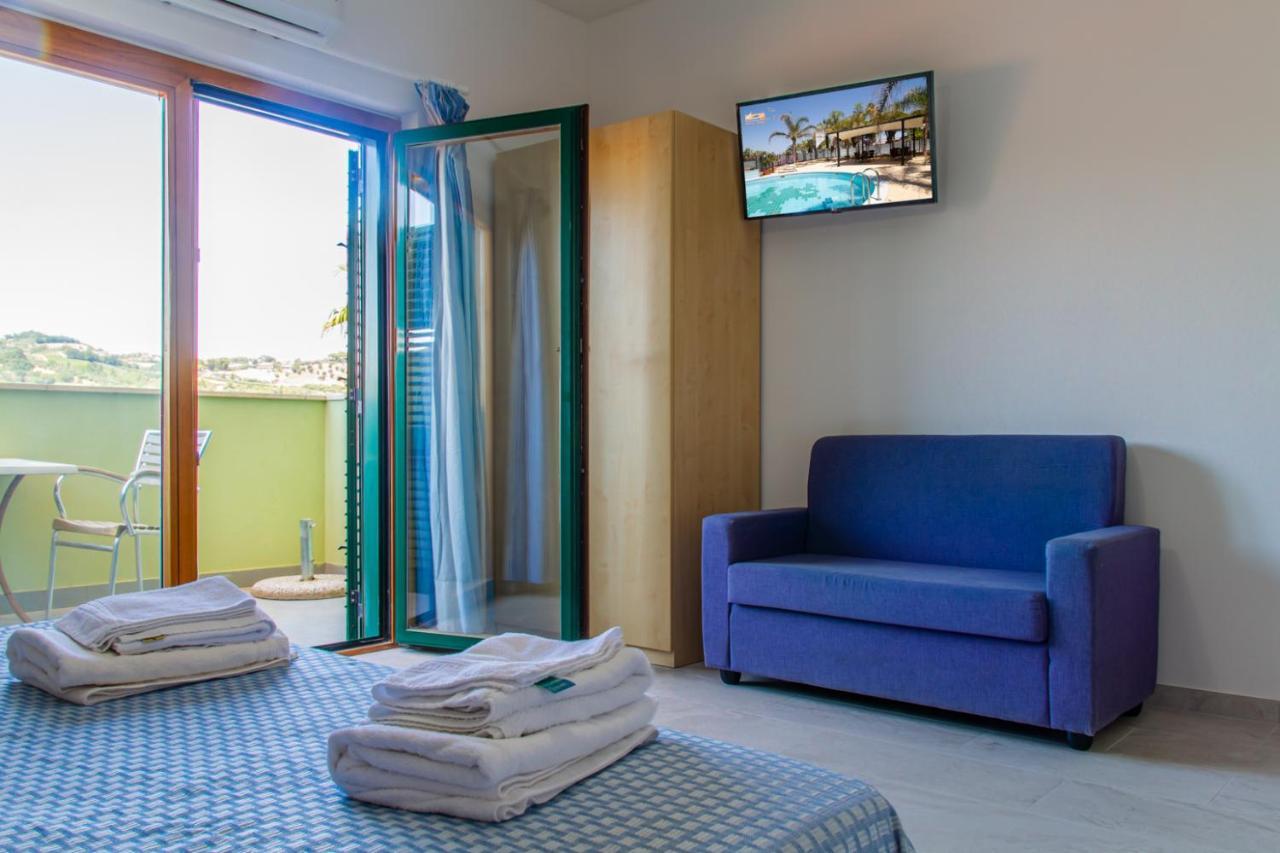 Residence Playa Tortoreto Eksteriør bilde