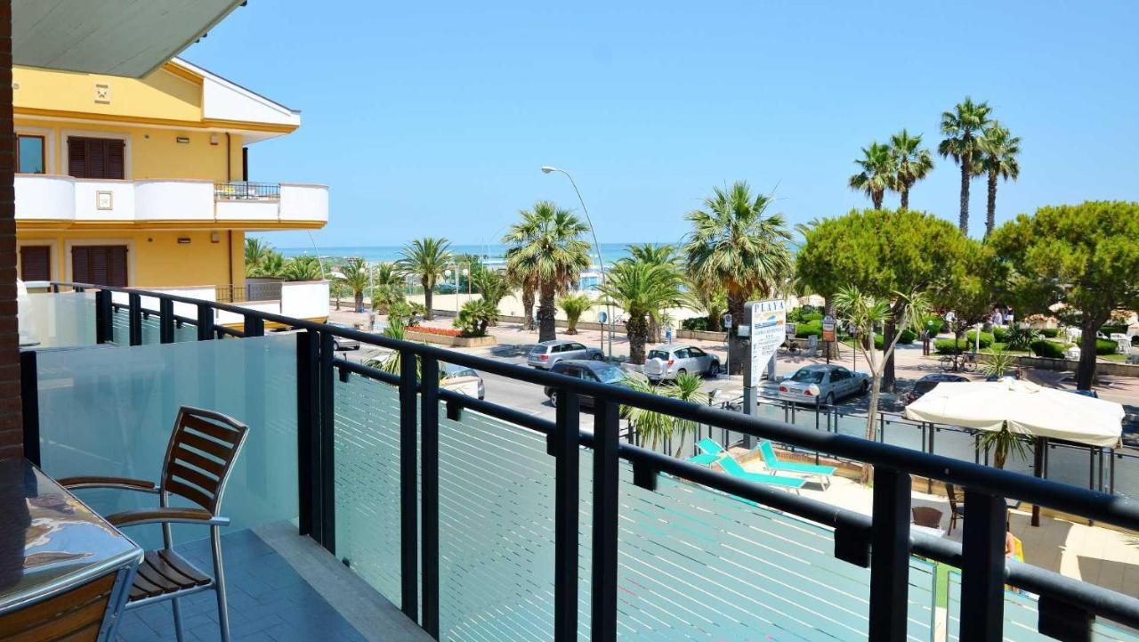 Residence Playa Tortoreto Eksteriør bilde